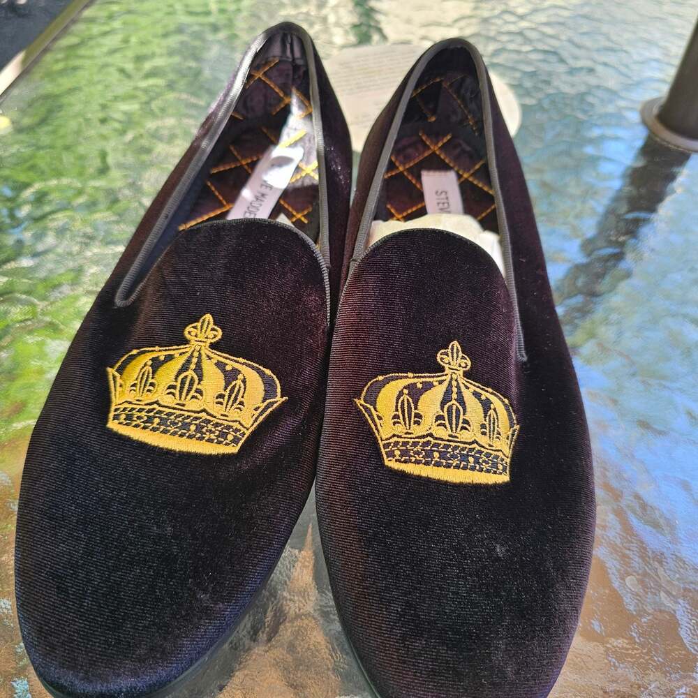 Steve Madden Black Velvet Crown Smoking Loafers Size 7